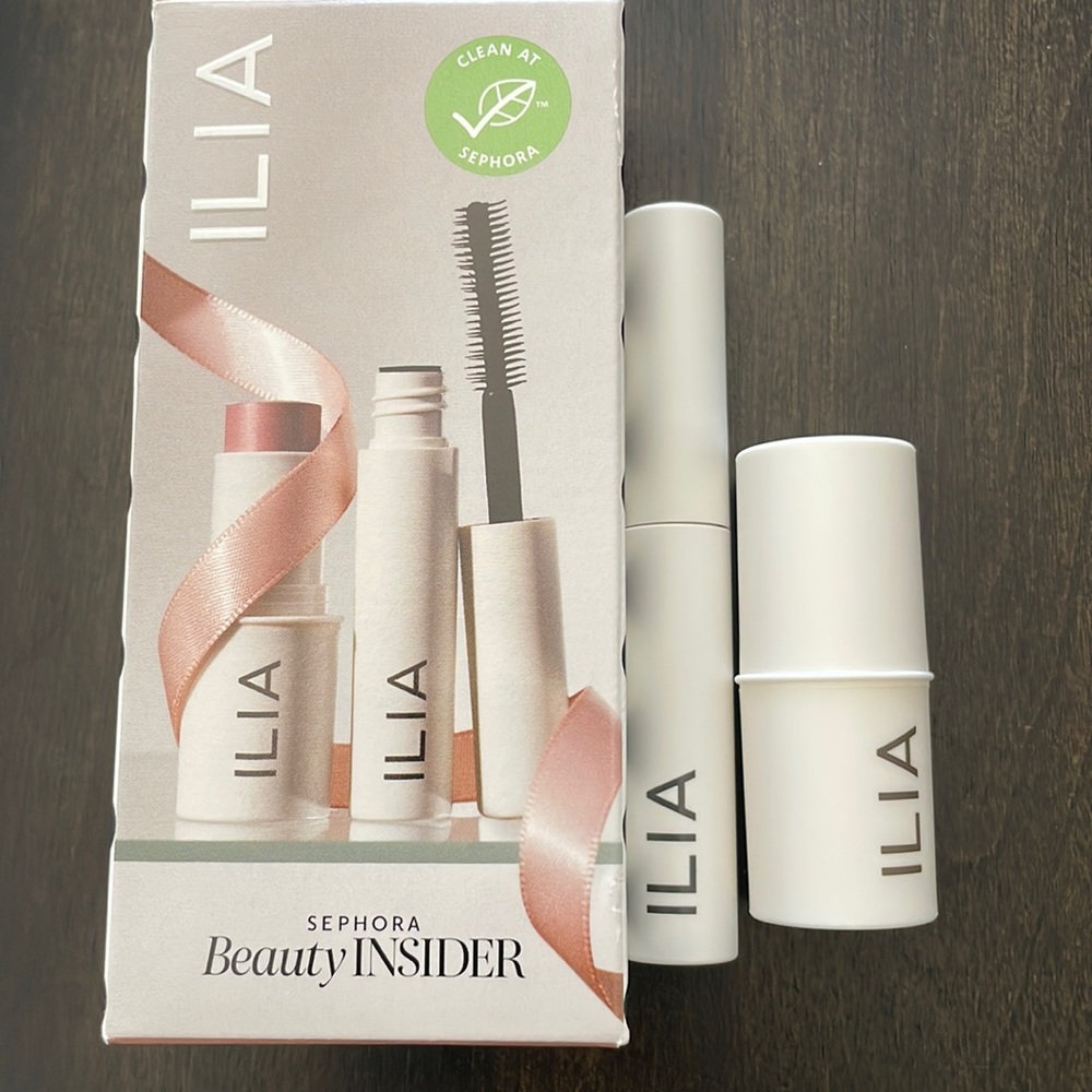 ILIA multi-stick and limitless lash mascara set